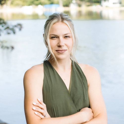 Picture of Hannah Lotz.